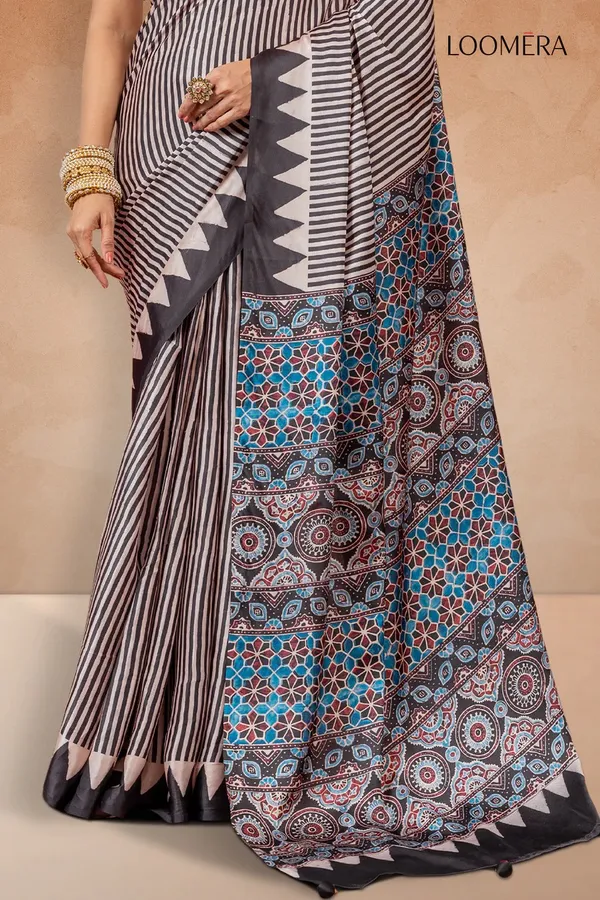 Black_and_White_Striped_Saree_with_Temple_Border