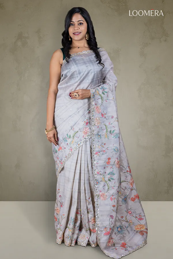 Lavender_Tussar_Silk_Saree_With_Mirror_Work_And__Floral_Scallop_Border