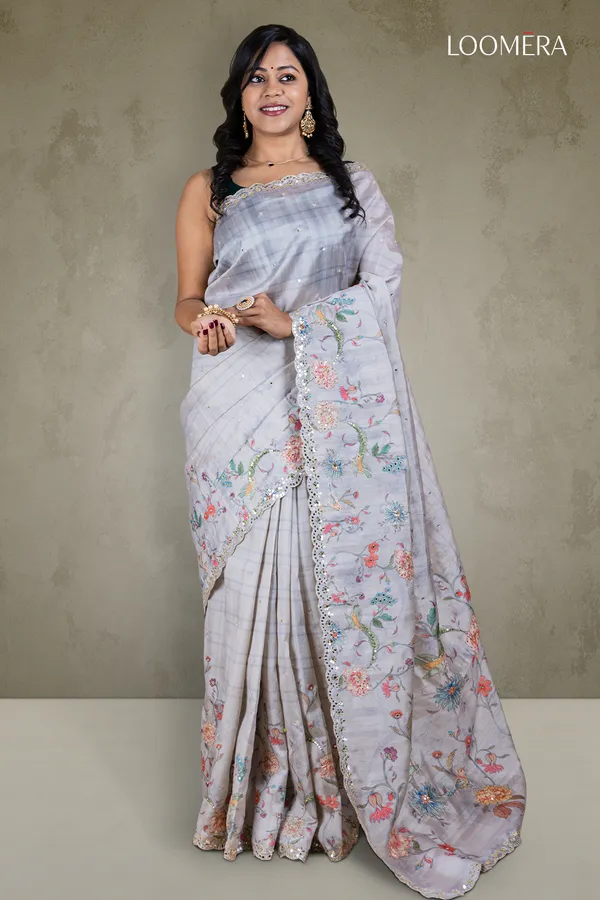 Lavender_Tussar_Silk_Saree_With_Mirror_Work_And__Floral_Scallop_Border