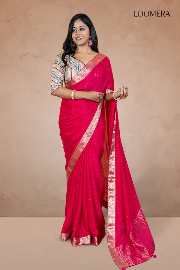 Ruby_Red_Saree_With_Golden_Zari_Border_And_Heavy_Blouse