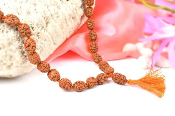 3_Mukhi_Rudrakshaã‚Â_Mala_Indonesian