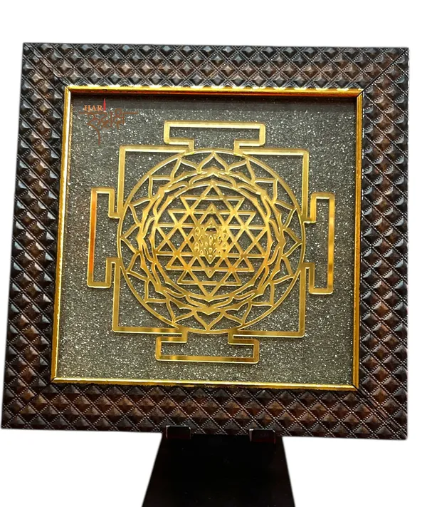 Pyrite_Dust_Plate_With_Vastu_Signs