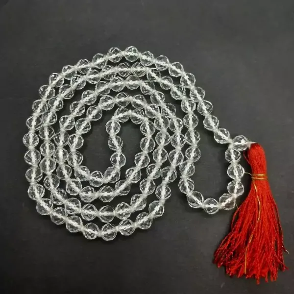 Sphatik_Mala_(Diamond_Cut)_108_Beads