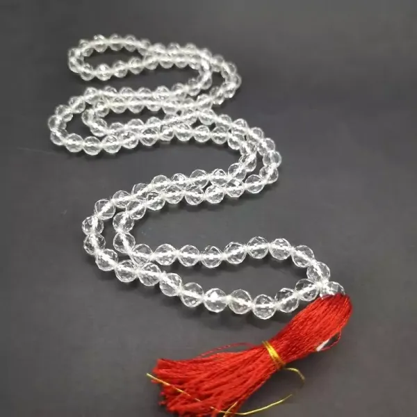 Sphatik_Mala_(Diamond_Cut)_108_Beads