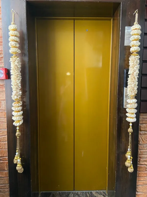 Solawood_Flower_Hanging