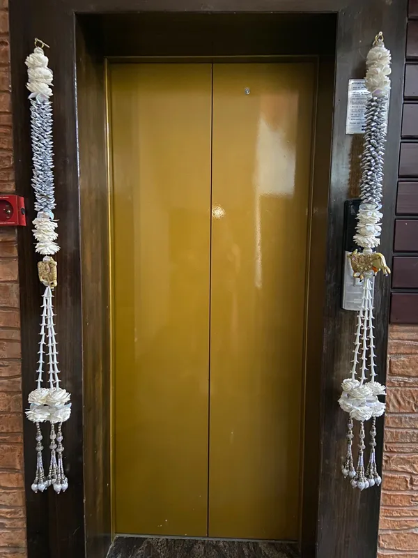 Solawood_Flower_Hanging