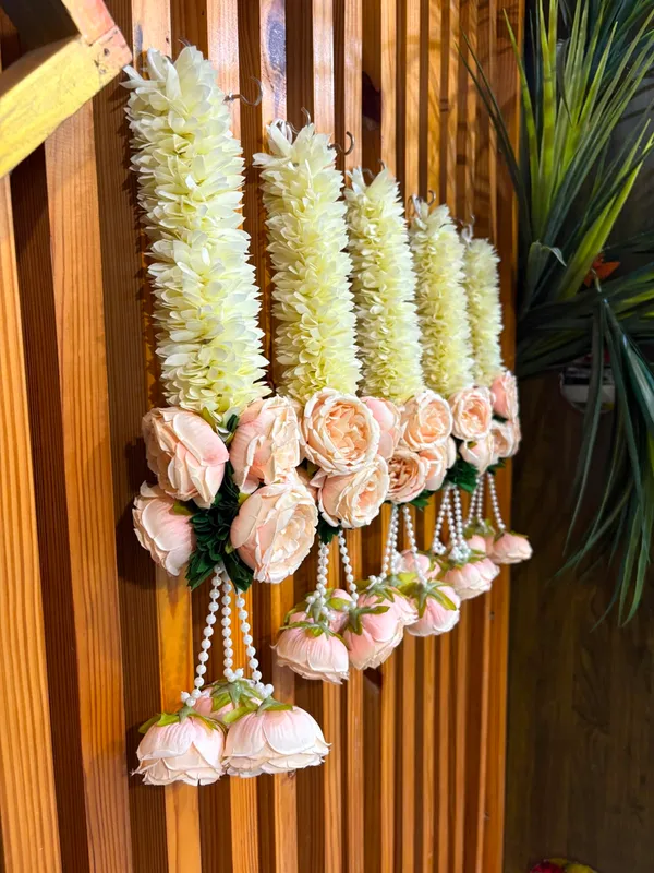 9_Flower_Hanging