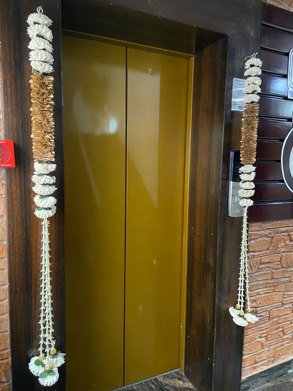 Solawood_Flower_Hanging