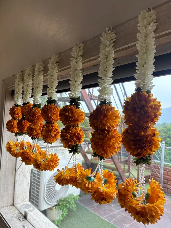 9_Flower_Hanging