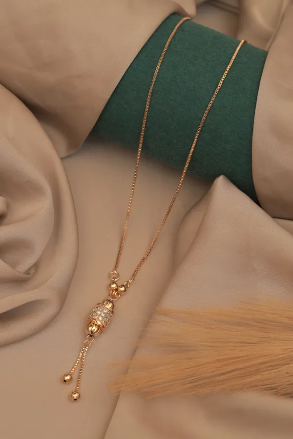 Gold_And_White_Premium_Alloy_Necklace_For_Women