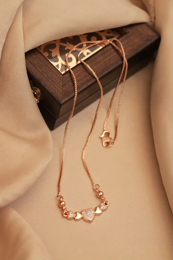 Gold_And_White_Premium_Alloy_Necklace_For_Women