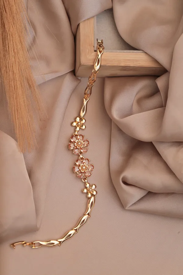Gold_Premium_Alloy_Bracelet_For_Women