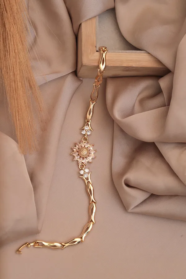 Gold_Premium_Alloy_Bracelet_For_Women