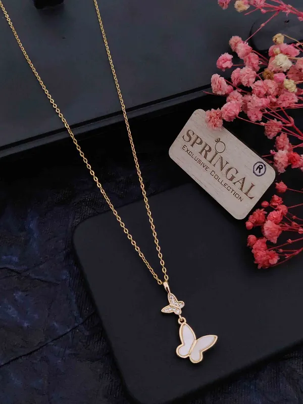 Gold_And_White_Premium_Alloy_Necklace_For_Women