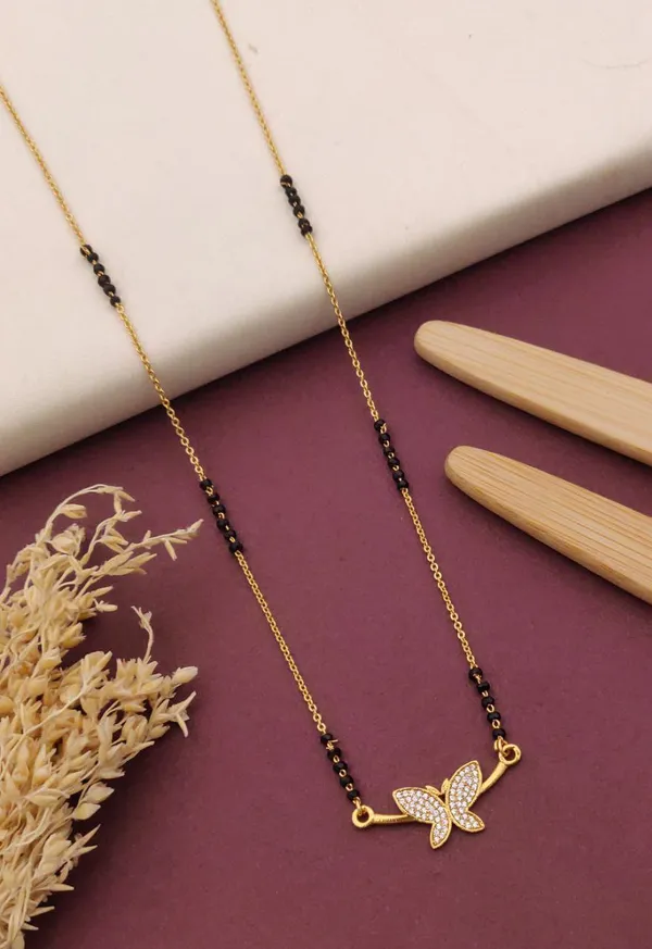 Gold_And_Black_Premium_Alloy_Mangalsutra_For_Women