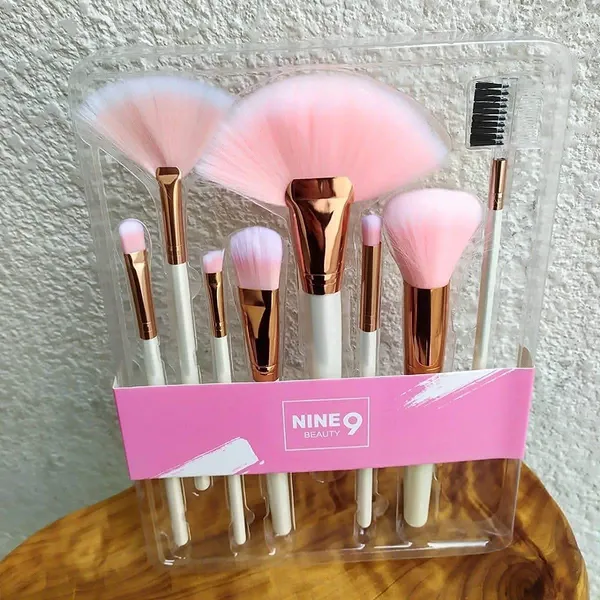 8_Pcs_Makeup_Brush_9_Beauty_Set_For_Foundation,_Eye_Shadow