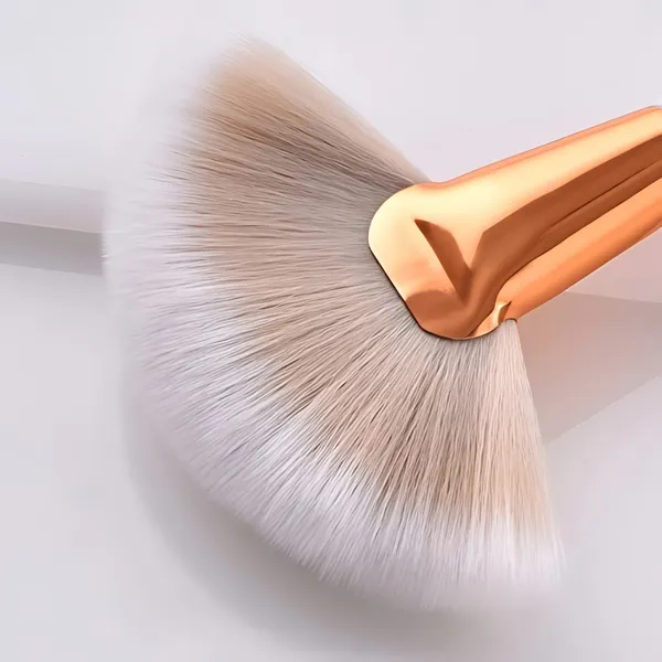 8_Pcs_Makeup_Brush_9_Beauty_Set_For_Foundation,_Eye_Shadow