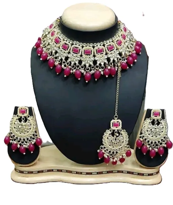 Elite_Elegant_Gold_Plated_Alloy_Necklace_Set_For_Girls_And_Women