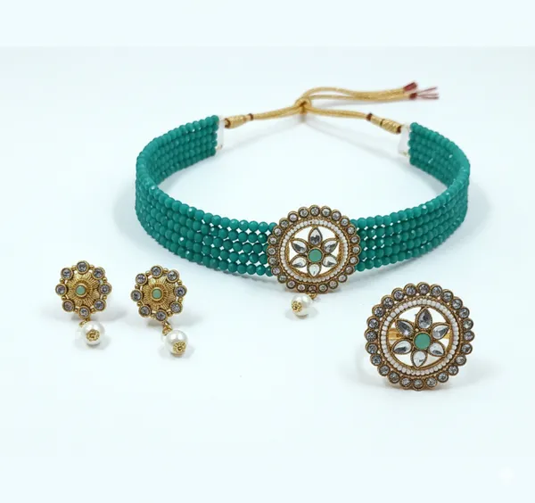 GOLD_PLATED_MULTISTRING_GREEN_NECKLACE_WITH_FINGER_RING