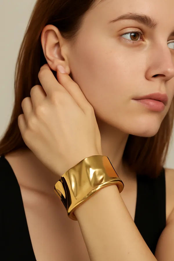 Golden_Alloy_Artificial_Beads_And_Stone_And_Pearl_Bracelet_For_Women