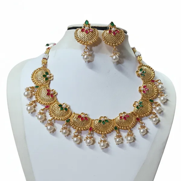 Gold_plated_alloy_necklace_set