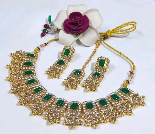 Green_Alloy_Gold_Plated_Earring_&_Necklace_Set_For_Women