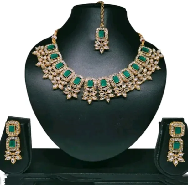 Green_Alloy_Gold_Plated_Earring_&_Necklace_Set_For_Women