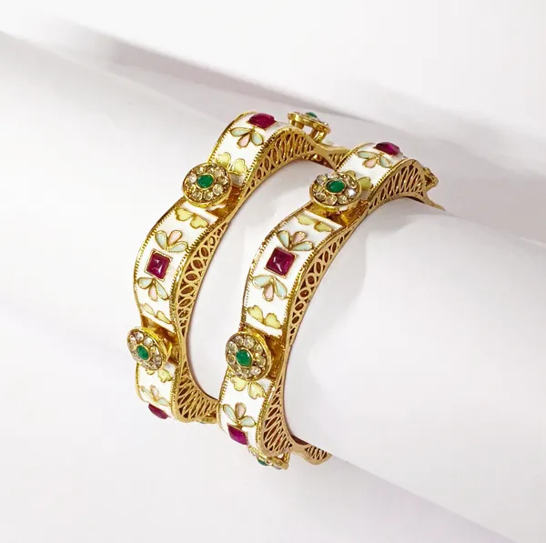 Gold_Plated_Alloy_Bangles_For_Women_And_Girls