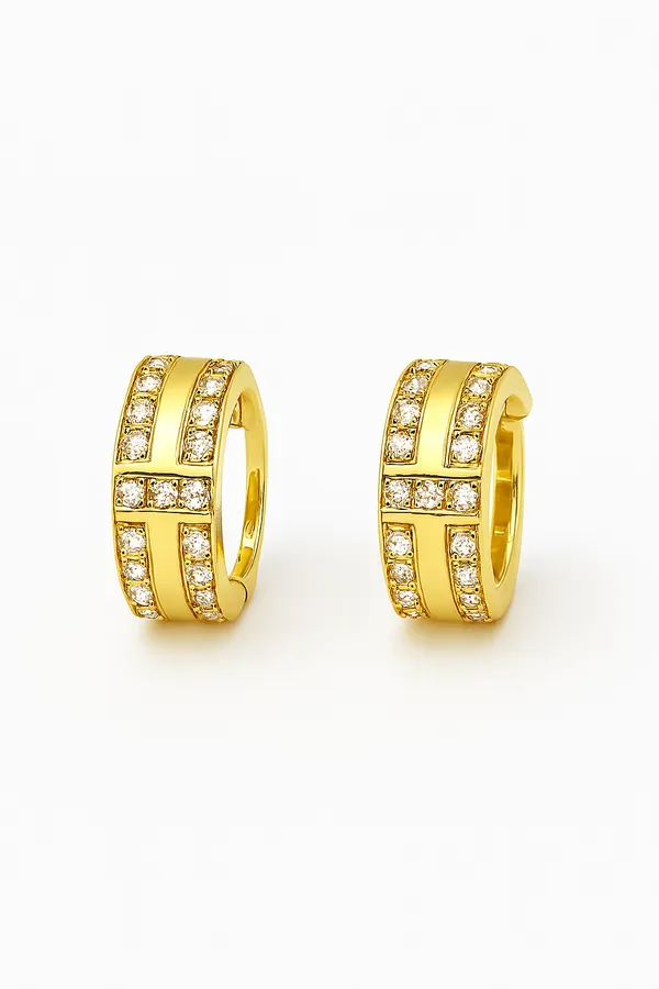 Diamond_Huggie_Hoop_Earrings_For_Women