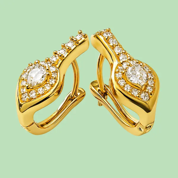 Diamond_Hoop_Earrings