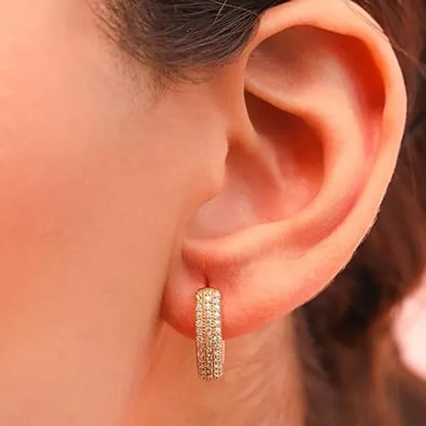 Diamond_Huggie_Hoop_Earrings_For_Women