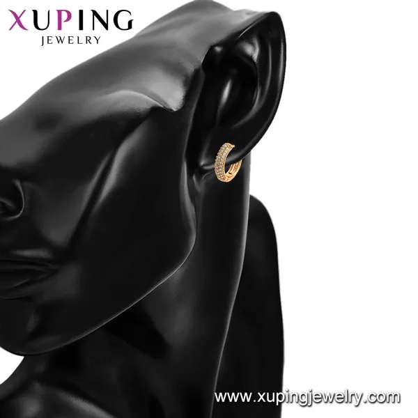 Diamond_Huggie_Hoop_Earrings_For_Women