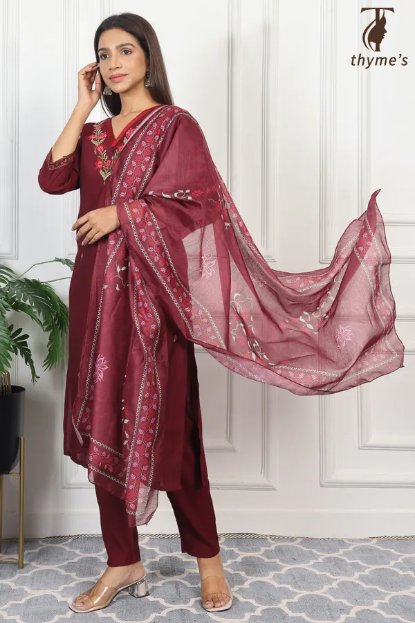 Maroon_Vatican_Polyester_Base_Kurti_Pant_&_Dupatta_Set_For_Women