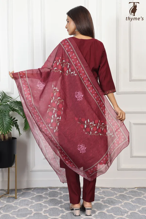 Maroon_Vatican_Polyester_Base_Kurti_Pant_&_Dupatta_Set_For_Women