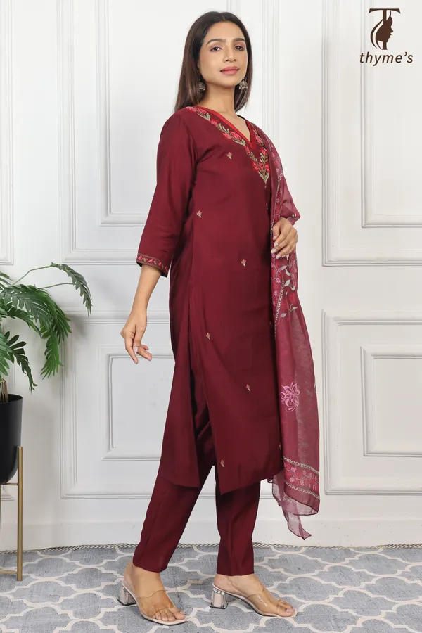 Maroon_Vatican_Polyester_Base_Kurti_Pant_&_Dupatta_Set_For_Women