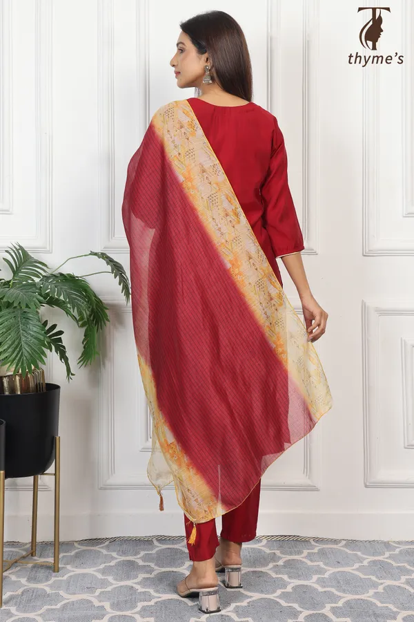 Red_Linen_Kurti_dupatta_and_Pant_Set_For_Women