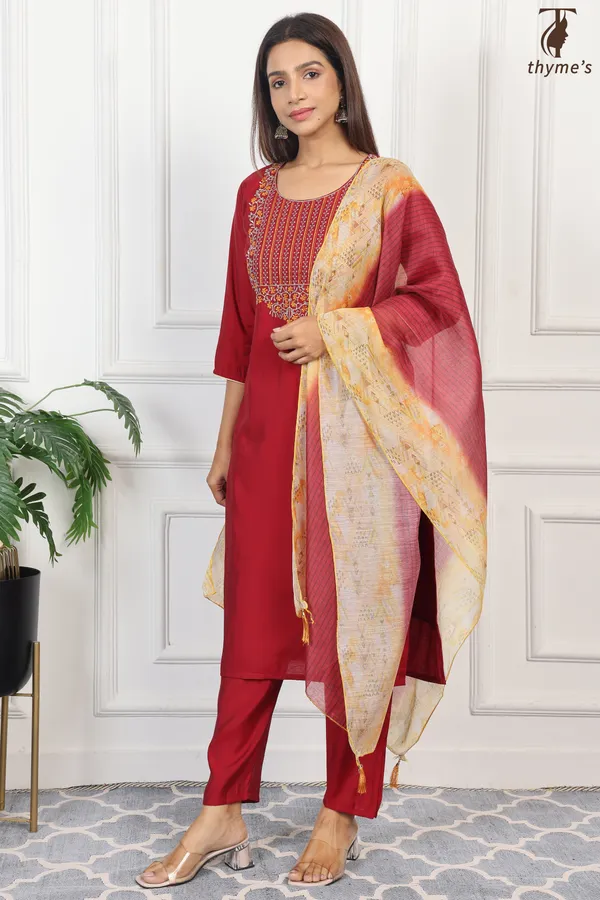 Red_Linen_Kurti_dupatta_and_Pant_Set_For_Women