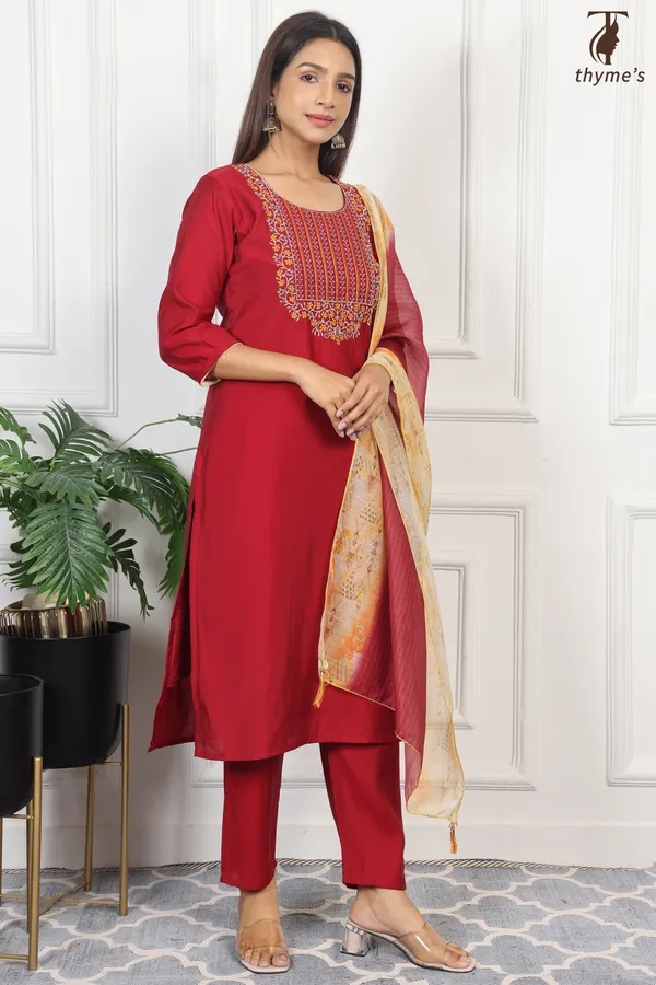 Red_Linen_Kurti_dupatta_and_Pant_Set_For_Women