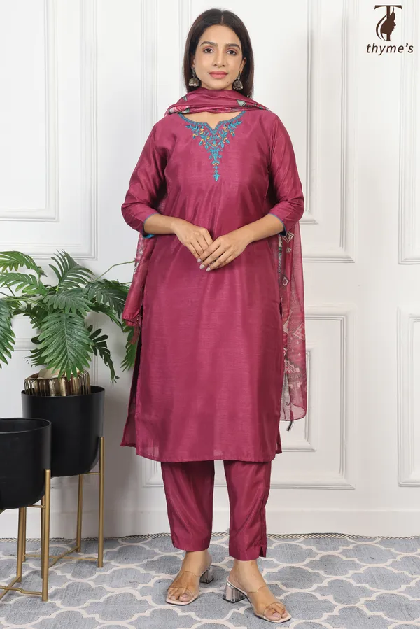 Maroon_3_Pcs_Kurta_Set_For_Women