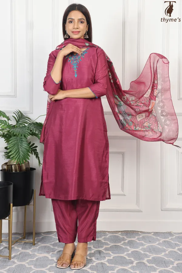Maroon_3_Pcs_Kurta_Set_For_Women