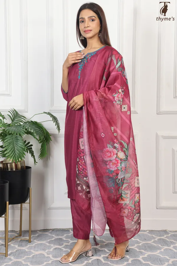 Maroon_3_Pcs_Kurta_Set_For_Women