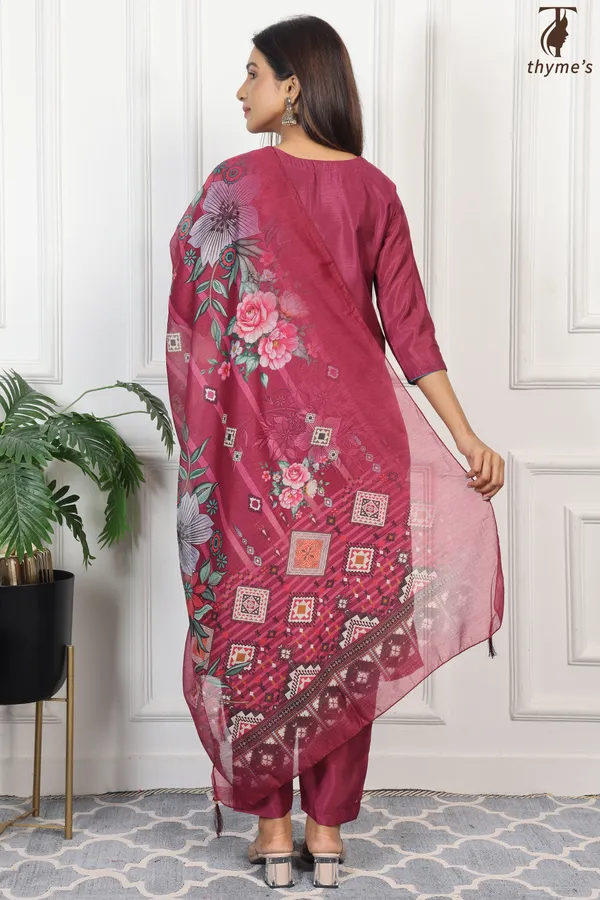 Maroon_3_Pcs_Kurta_Set_For_Women