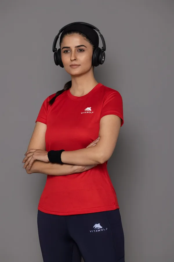 Red_Polyester_Casual_T-Shirt_For_Women