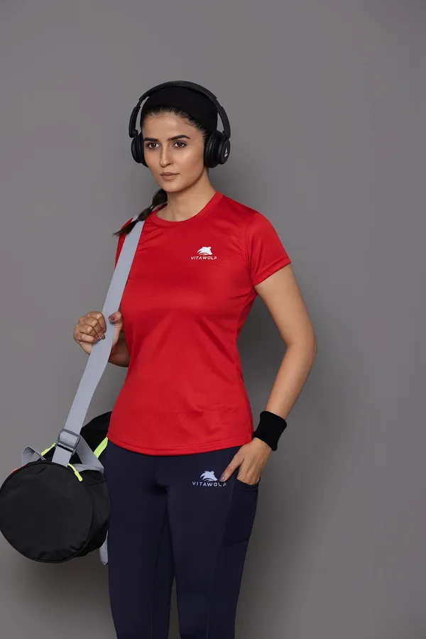 Red_Polyester_Casual_T-Shirt_For_Women