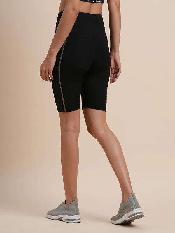 Black_Polyester_Casual_Shorts_For_Women