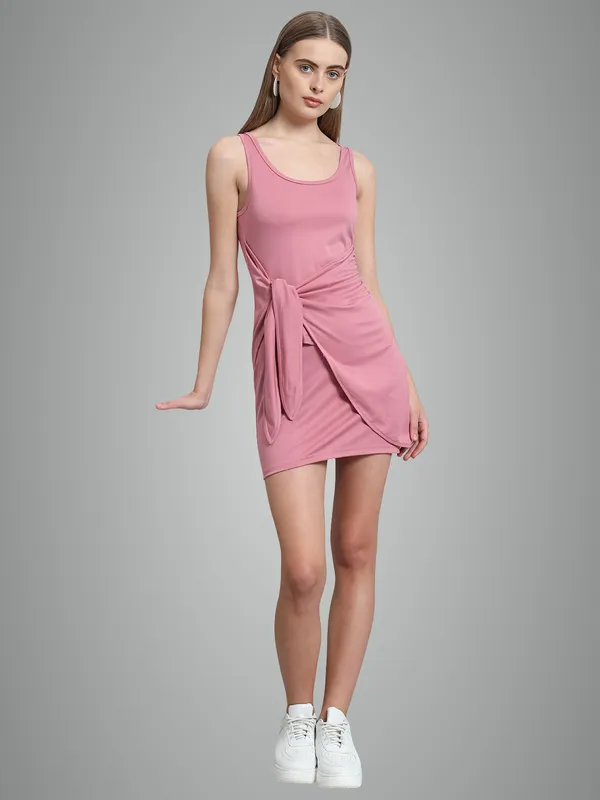 Light_Pink_Cotton_Blend_Solid_Round_Neck_Sleeveless_Stretchable_Mini_Bodycon_Dress_For_Women_&_Girls