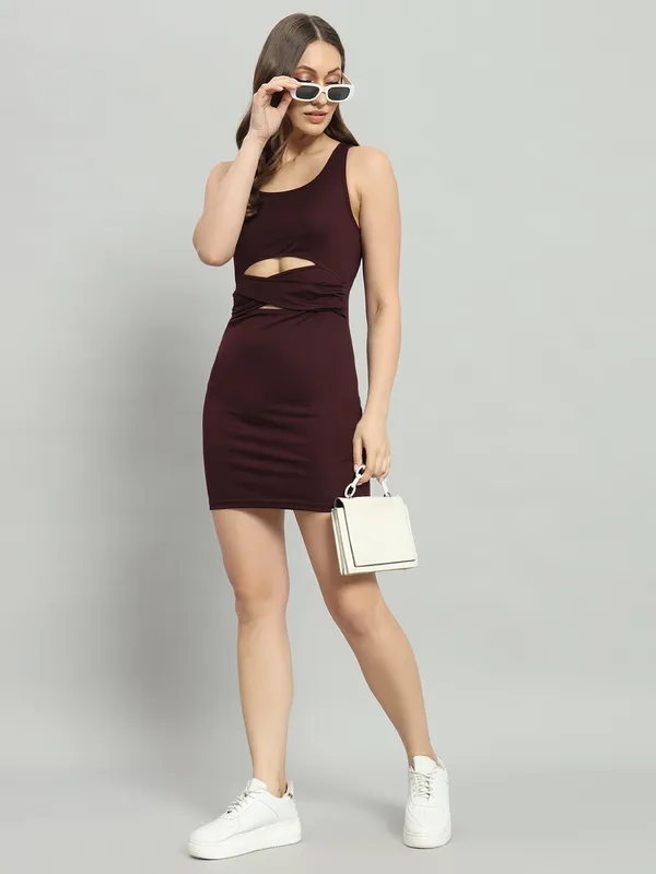 Wine_Cotton_Blend_Solid_Sleeveless_Stretchable_Cut_Out_Bodycon_Dress_For_Women_&_Girls