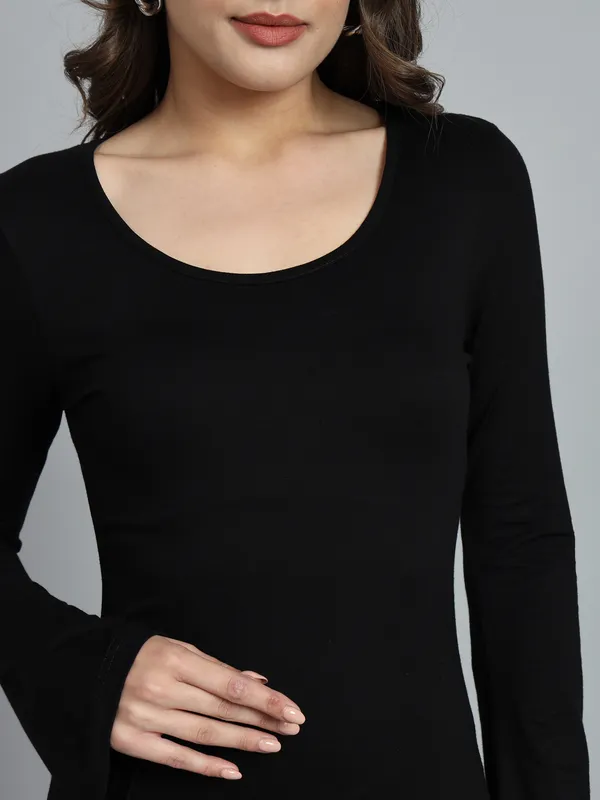 Black_Cotton_Blend_Solid_Full_Sleeve_Stretchable_Bodycon_Dress_For_Women_&_Girls