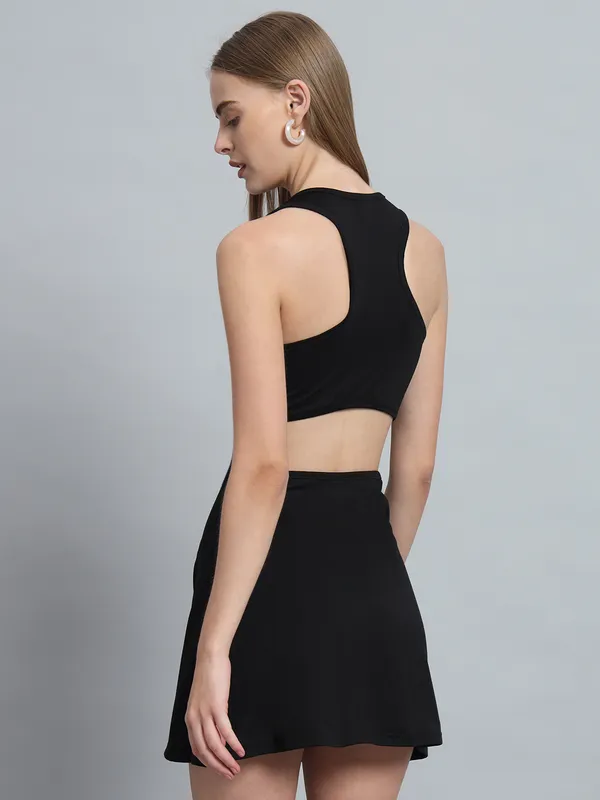 Black_Cotton_Blend_Solid_Sleeveless_Stretchable_Skater_Dress_For_Women_&_Girls