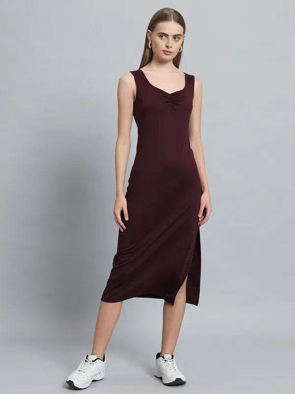 Wine_Cotton_Blend_Solid_Straight_Fit_Midi_Length_Dress_For_Women_&_Girls